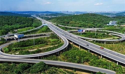 城区钢筋套筒应用于高速公路
